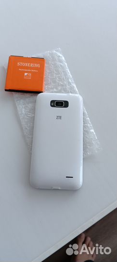 ZTE V880H, 4 ГБ