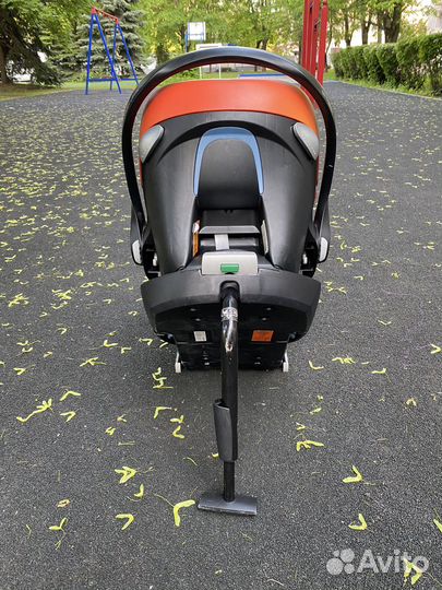 База для автокресла cybex aton q