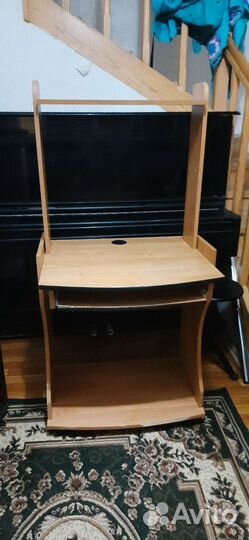 Компьютерный стол