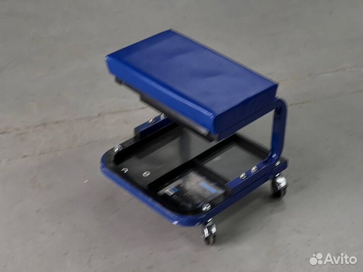 Сиденье для автосервиса