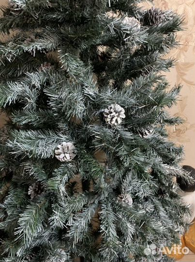 Елка искусственная 180