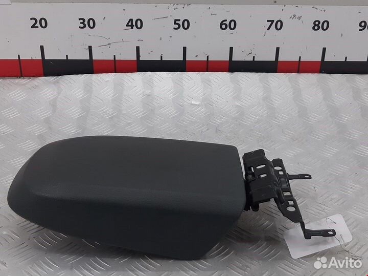 Подлокотник для Ford C-MAX 2 1827422