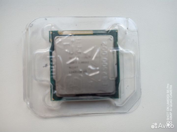 Intel Core i3-3320 3.30 GHz + Intel Pentium G840