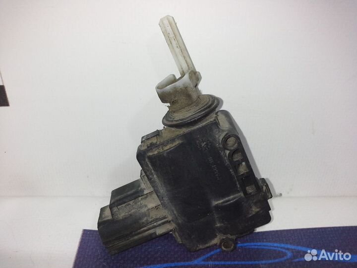 Замок сервопривод лючка бензобака Ford Focus 2