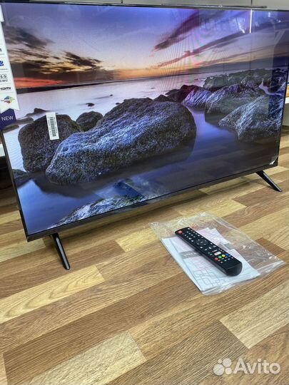 Телевизор SMART tv новый 43