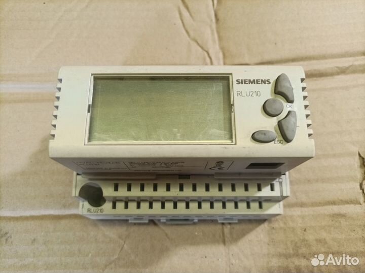 Контроллер Siemens RLU210