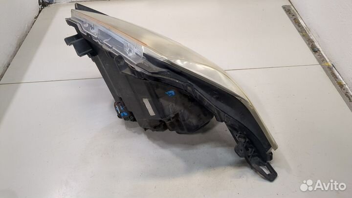 Фара (передняя) правая Cadillac SRX, 2011