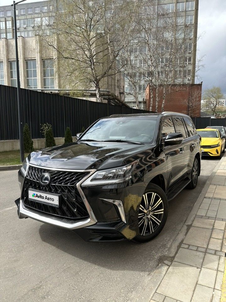 Lexus LX: фото владельца