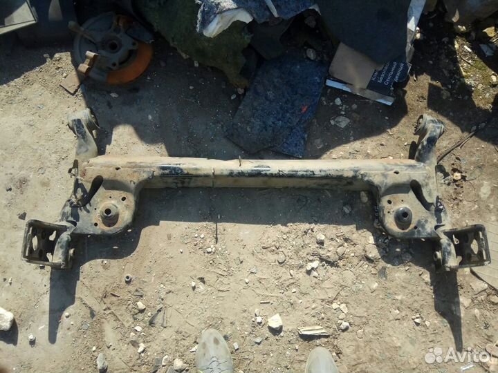 Балка задняя Ниссан Альмера G15