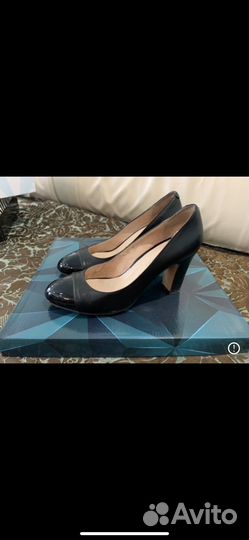 Костюм новый тройка, размер 48. Турция