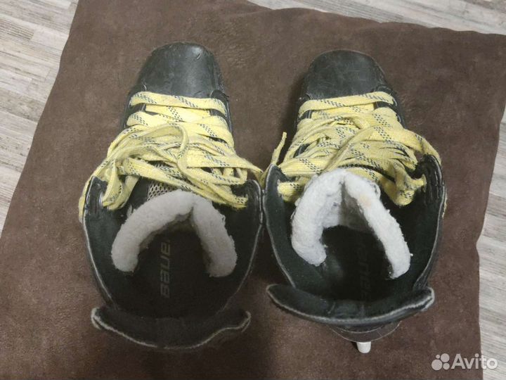 Коньки хоккейные