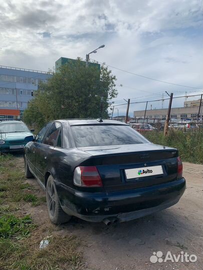 Audi A4 1.8 МТ, 1998, 180 000 км