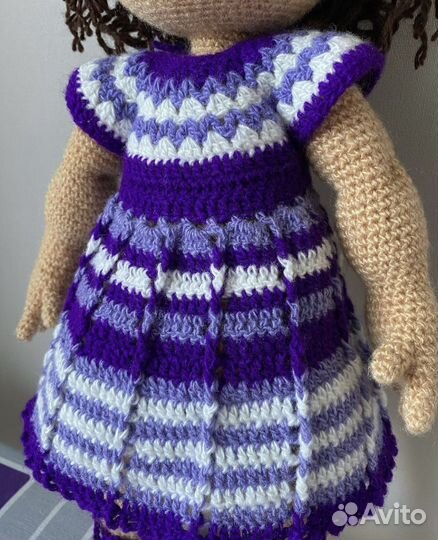 Вязаная кукла ручной работы