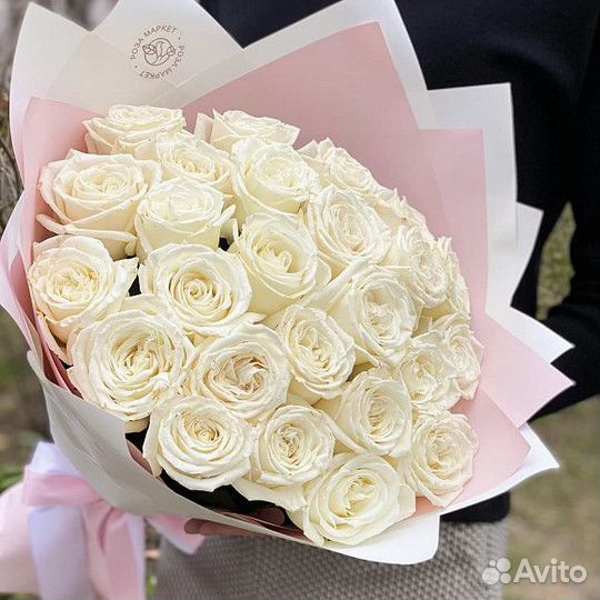 Букет из 25 белых роз. Доставка Иркутск