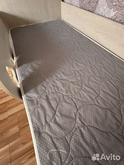Детская кровать+матрац