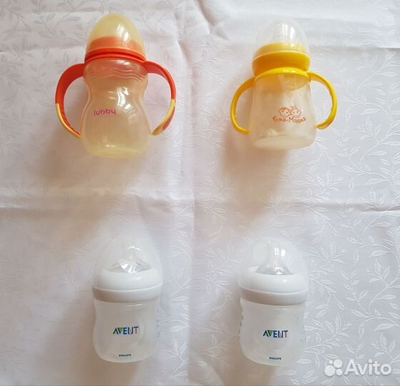 Слюнявчики, баночки/поильники, памперсы