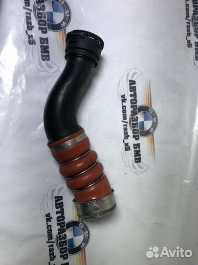 Патрубок интеркулера бмв Х5 е70 n55 7583716