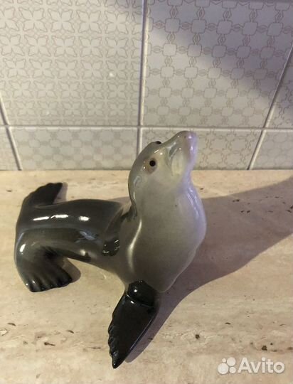 Статуэтка СССР «Тюлень», фарфор, лфз
