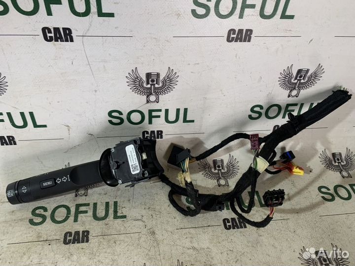 Переключатель поворотов Opel Astra J 2010