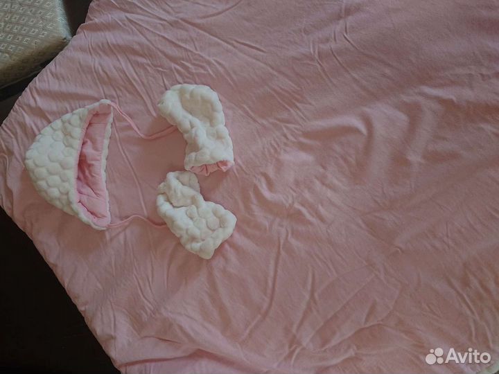 Комплект на выписку для девочки