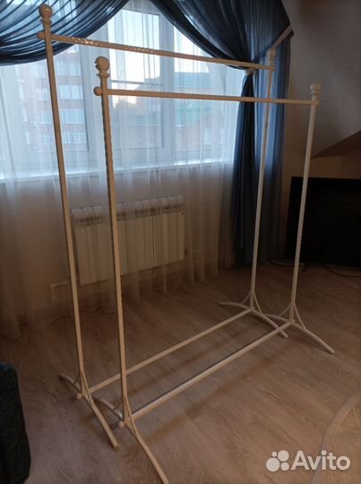 Мангальная зона под крышей