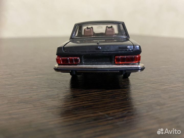 Волга газ-3102 1:43 СССР