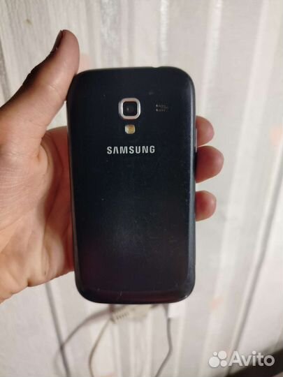 Телефон Samsung