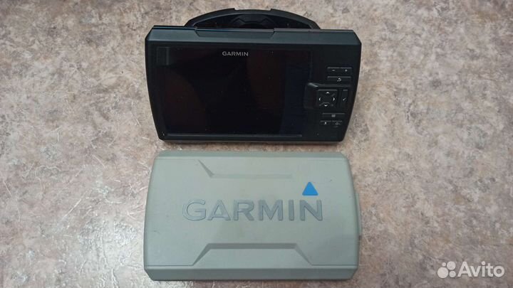 Garmin striker plus 7sv