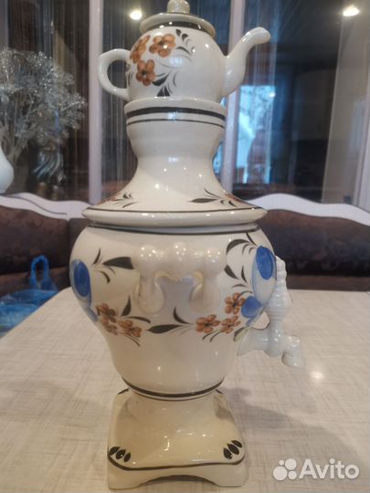 Самовар сувенир гжель