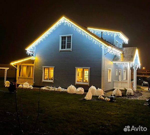 Световое оформление фасадов зданий к Новому году