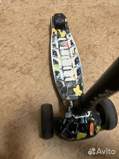 Самокат детский складной трёх колёсный