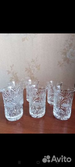 Хрустальные рюмки
