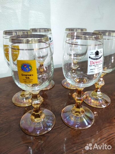 Подарочный набор рюмок. Цветное стекло