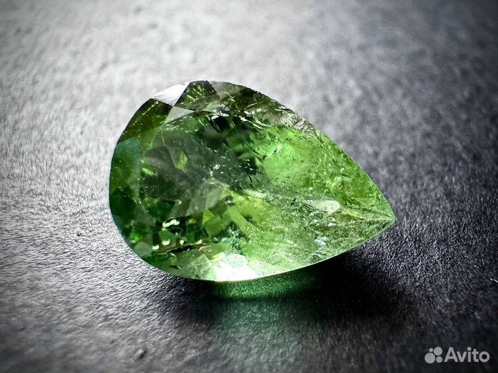 Крупный зеленый турмалин груша 5,32 ct мозамбик