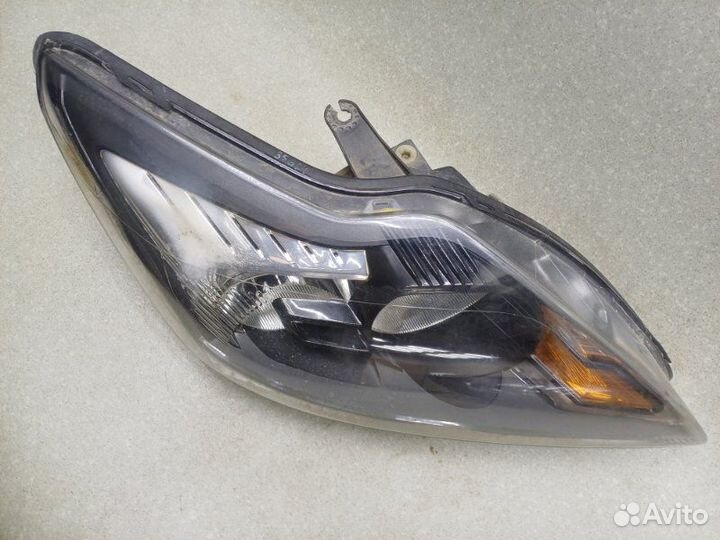 Фара передняя правая Ford Focus 2 1.6 sida MT 2008