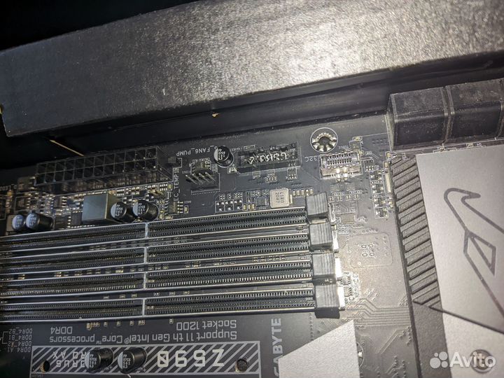 Gigabyte Z590 aorus PRO AX Не работает