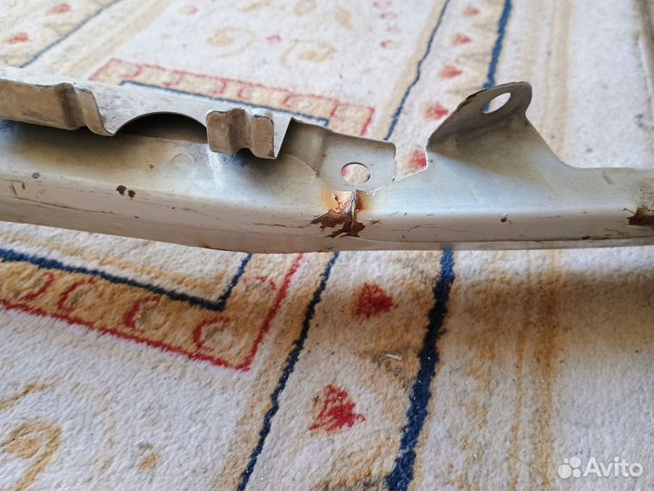 Планка под фары Ipsum SXM 10, 15