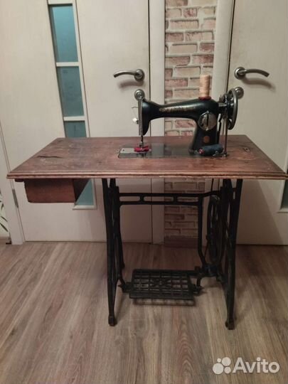 Швейная машинка бу СССР