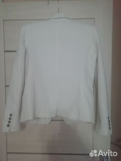 Пиджак женский mango