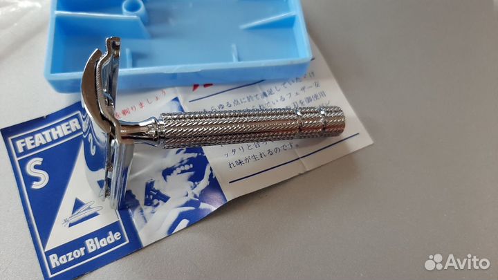 Бритва Т образная Feather Япония