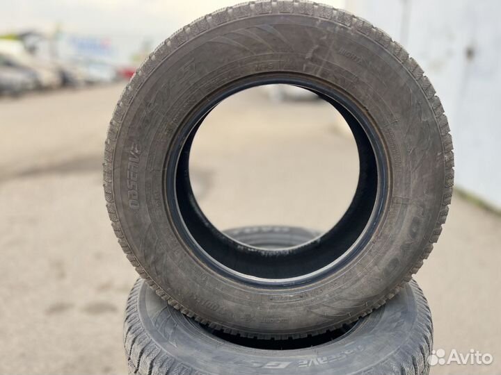 Toyo Observe GSi-5 215/70 R16