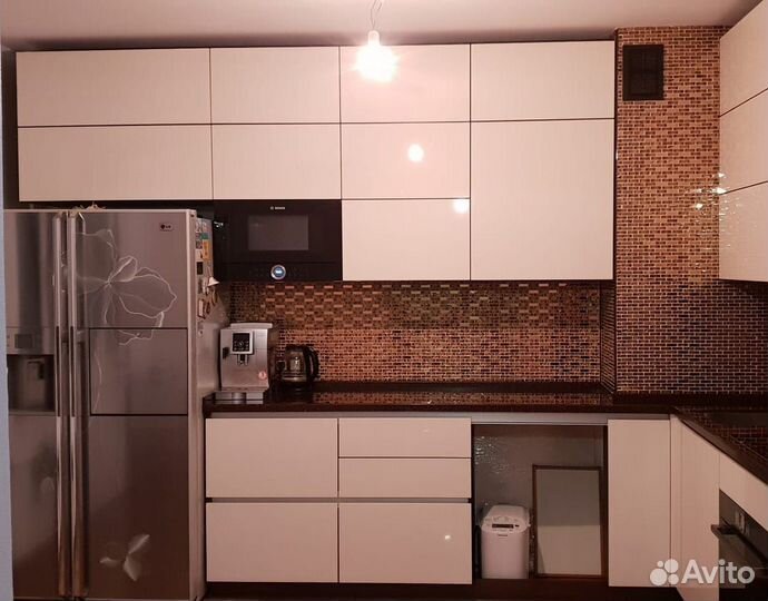 Кухонный гарнитур на заказ. Долговечные материалы