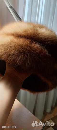 Головные уборы женские зимние