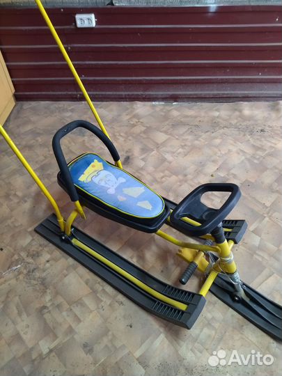 Детский снегокат