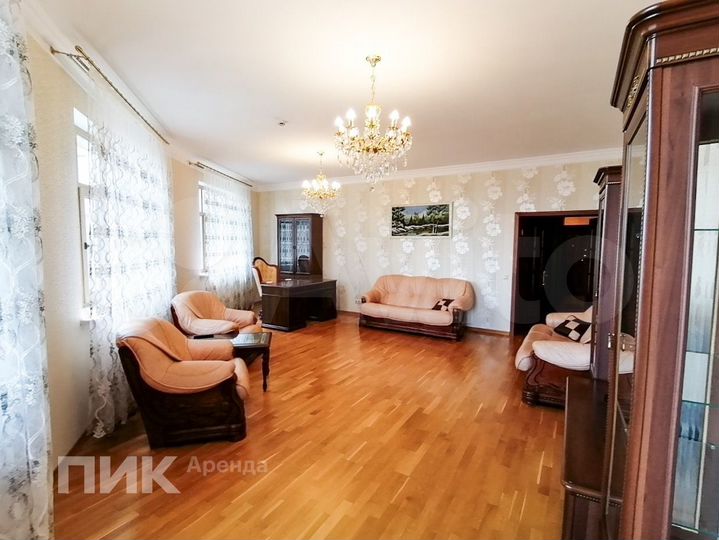 2-к. квартира, 98,6 м², 12/18 эт.