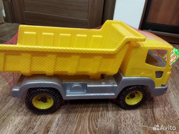 Машинка игрушка самосвал 