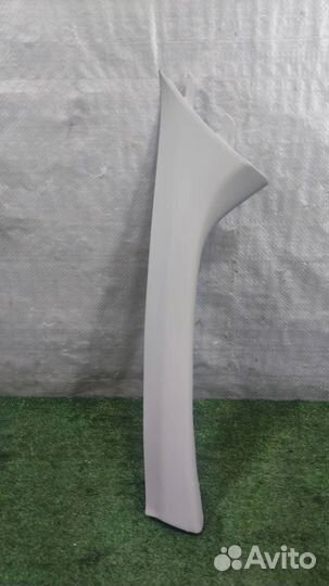 Обшивка левой стойки Daihatsu Sirion 2008