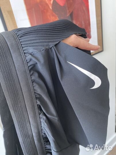 Спортивные шорты Nike для бега и фитнеса