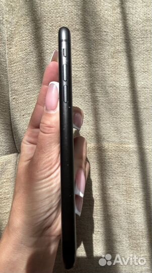 iPhone 11 128