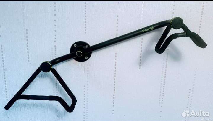 Настенная стойка-держатель для электрогитар